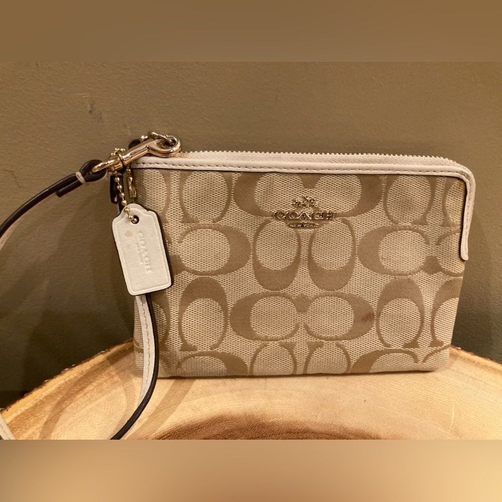 Coach Wristlet Wallet Zip Strap White Leather Trim Canvas Tan Signature